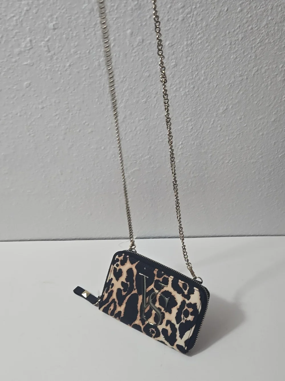 Victoria's Secret Leopard Print Chain Crossbody - Black & Tan - Picture 6 of 6